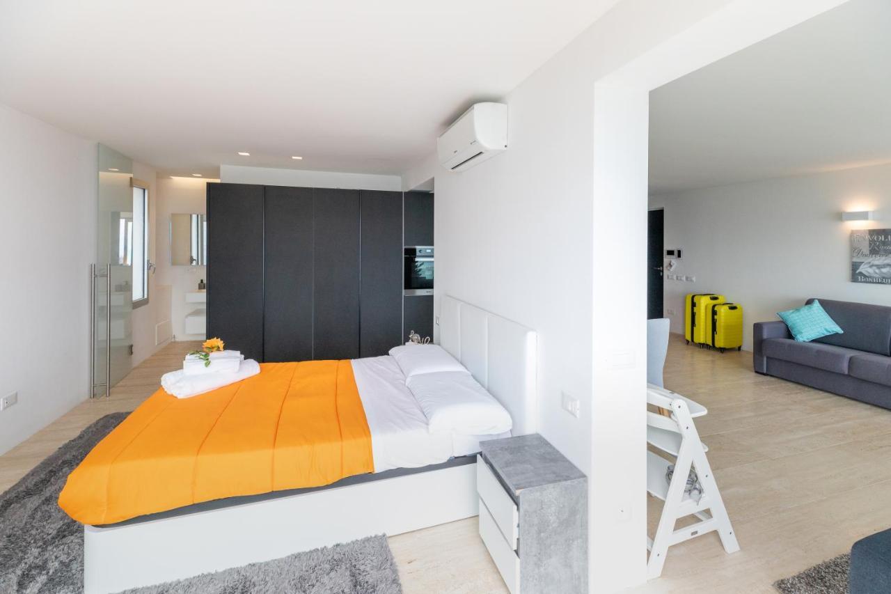 Mont Des Olives - Cap D'ail- App6 Appartement
