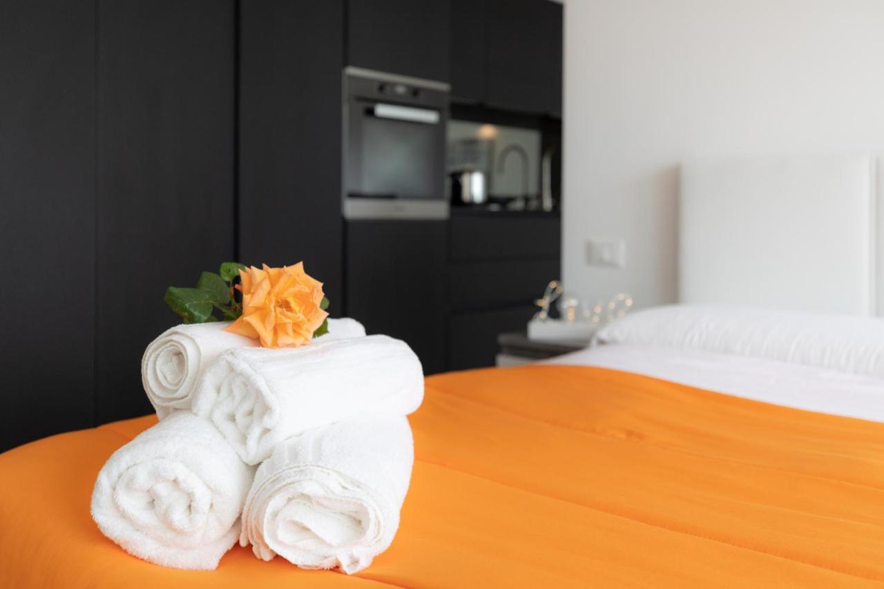 Appartement Mont Des Olives - Cap D'ail- App6 *